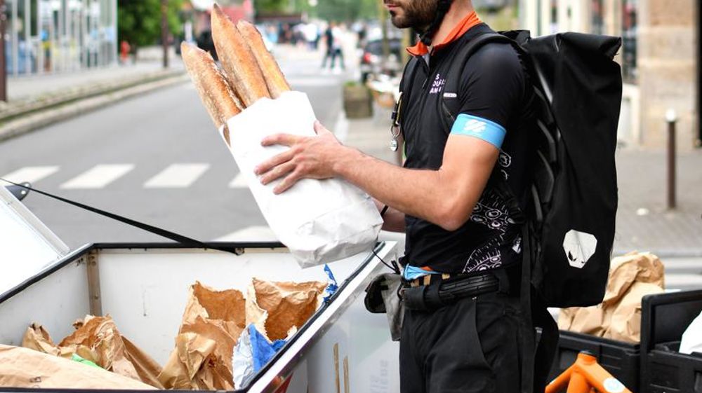 Les Coursiers nantais se distinguent par leur agilité de déplacement et la diversité de leur parc de vélos, adaptés aux livraisons B to B ou B to C.  © Lucas Poisson